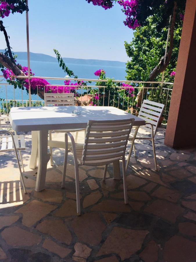 Apartments Jurakovic Živogošće Екстериор снимка