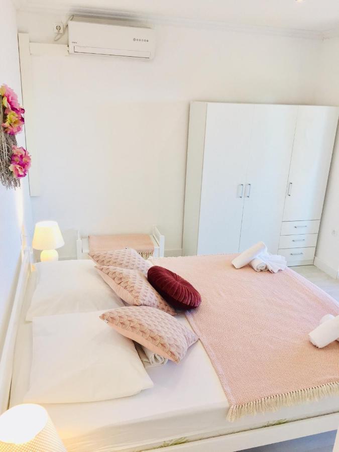 Apartments Jurakovic Živogošće Екстериор снимка