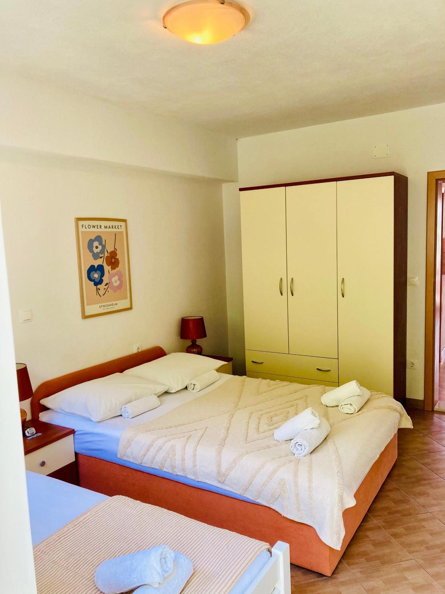Apartments Jurakovic Živogošće Екстериор снимка